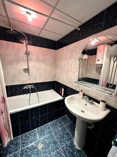 Închiriere - Apartament în Kărșiaka,  Plovdiv