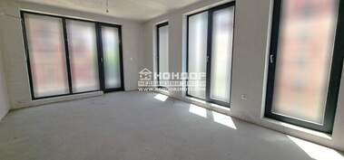 Vânzare - Apartament în Kărșiaka,  Plovdiv