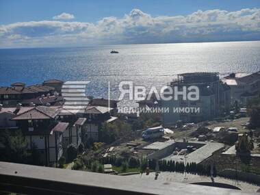 Продажба - Апартамент в Свети Влас,  Бургас