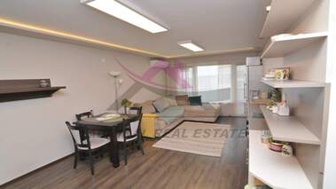 Închiriere - Apartament în Ceaîka,  Varna