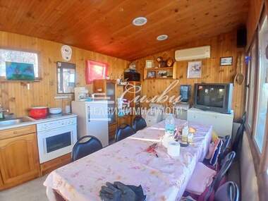 For sale - House in Pod manastira,  Shumen