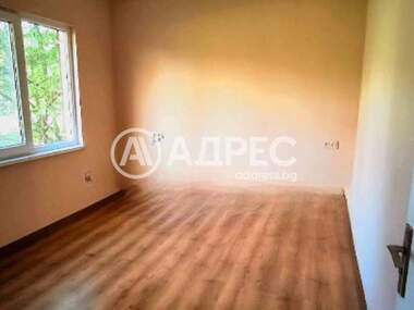 Vânzare - Apartament în Trakia,  Plovdiv