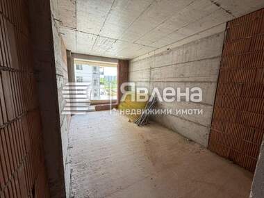Продажба - Апартамент в Мадика,  Бургас