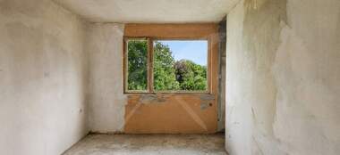 Vânzare - Apartament în Atia,  Burgas