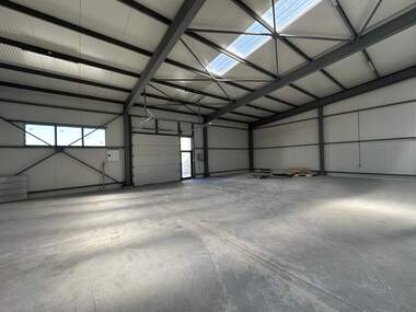 Miete - Lager/Büro/Industriegebäude/Autowerkstatt/Lagerhalle in Trakia,  Schumen