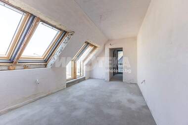 For sale - Apartment in Okrajna bolnica - Generali,  Varna