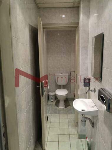 For sale - Office/Beauty saloon/Dental office in VINS - Cherven ploshtad,  Varna