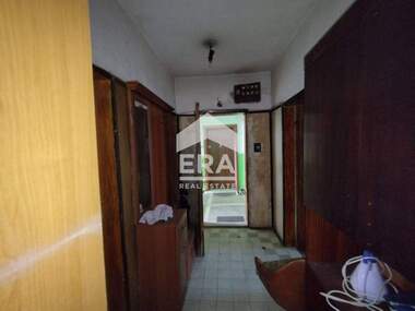 For sale - Apartment in Ovcharski,  Haskovo