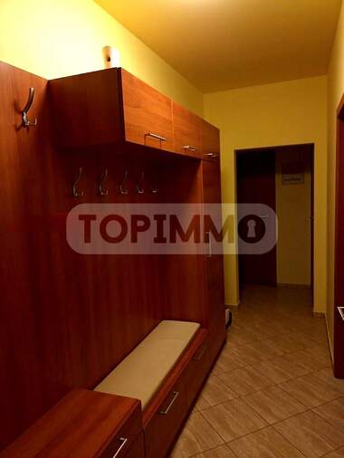 Închiriere - Apartament în VINS - Ceerven ploștiad,  Varna