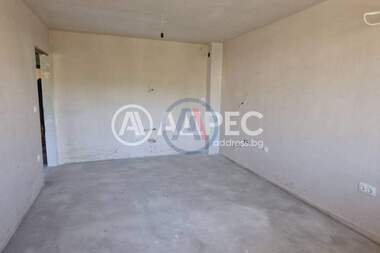 For sale - Apartment in Vazrajdane 1,  Varna