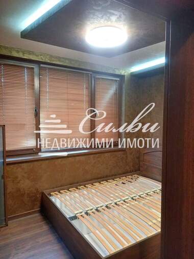 Продажба - Апартамент в Пазара,  Шумен