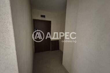 Ενοίκιο - Διαμέρισμα σε Толстой,  София