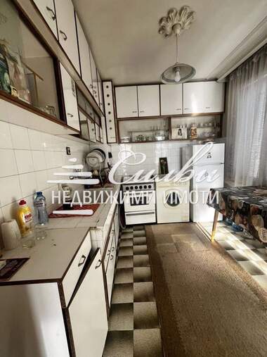 Продажба - Етаж от къща в Пожарната,  Шумен