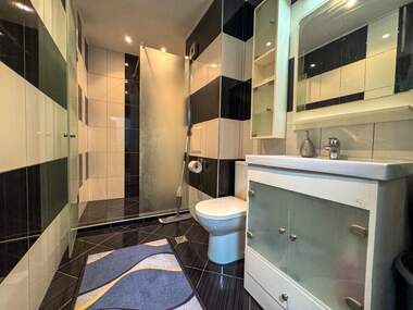 Închiriere - Apartament în Izgrev,  Burgas