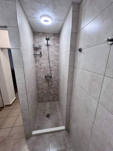 Închiriere - Apartament în Lazur,  Burgas
