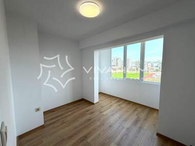 Продажба - Апартамент в Младост 1,  Варна