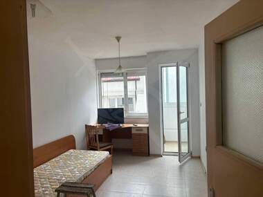 For rent - Apartment in Kolhozen pazar,  Varna