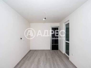Vânzare - Apartament în Sădiîski,  Plovdiv