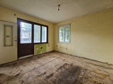 Vânzare - Apartament în Zdraveț,  Ruse