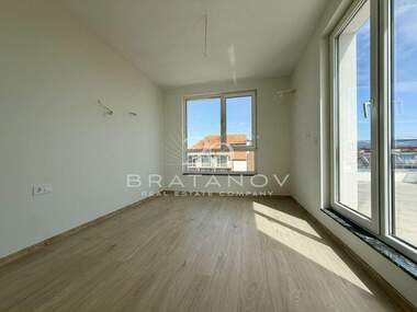 Verkauf - Wohnung in Rawda,  Burgas