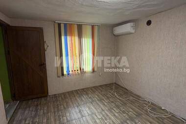 For sale - House in Vratarite,  Dobrich