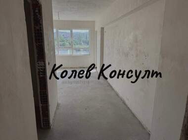 Vânzare - Apartament în Văzrojdenți,  Kărdjali