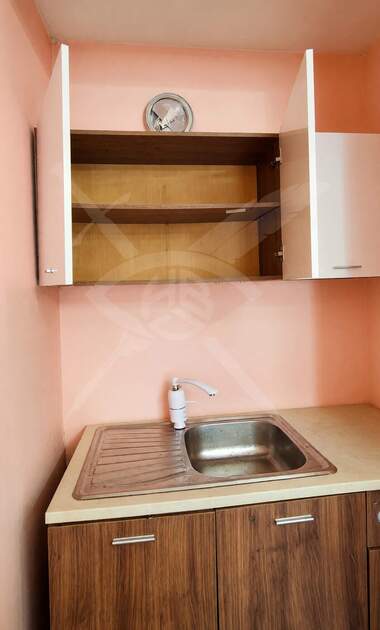 Miete - Wohnung in Wazrajdane,  Burgas