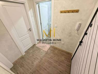 Miete - Wohnung in Horizont,  Burgas