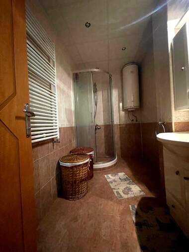 Miete - Wohnung in Zentar,  Kardjali