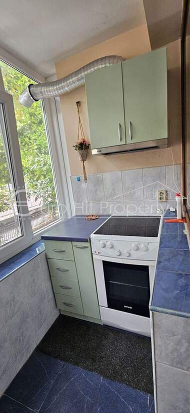 For rent - Apartment in Vazrajdane,  Burgas