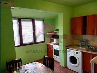 Închiriere - Apartament în Văzrajdane 1,  Varna