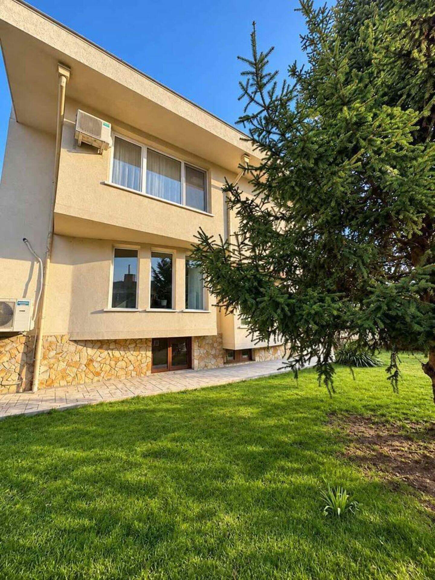 House in Hadji Dimitar, Sofia – photo 2