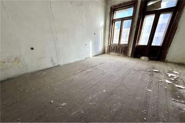 Vânzare - Apartament în Center,  Ruse