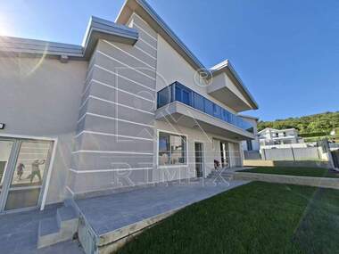 For sale - House in Belashtica,  Plovdiv