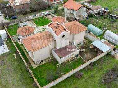 For sale - House in Zdravets,  Varna