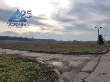 Verkauf - Baugrundstück in Industrialna zona - Zapad,  Plewen