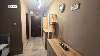 Închiriere - Apartament în Ideal City Center,  Pleven