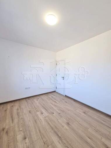 Verkauf - Wohnung in Wazrajdane 3,  Warna