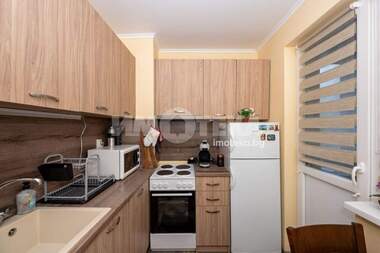 For sale - Apartment in Izgrev,  Plovdiv