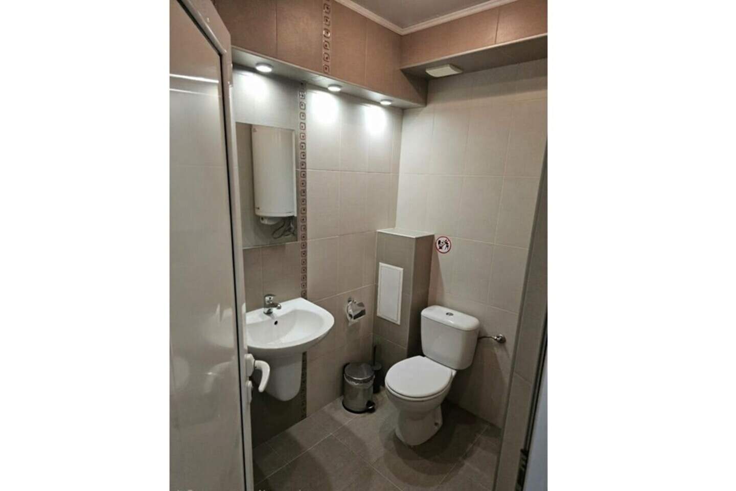 Cu două camere Apartament în Levski, Varna – fotografia 9