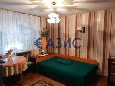For sale - House in Sveti Vlas,  Burgas