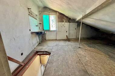Продажба - Апартамент в Център,  Русе