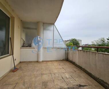 For sale - Apartment in Centеr,  Veliko Tarnovo