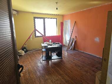 For sale - House in Svoge,  Sofia Oblast