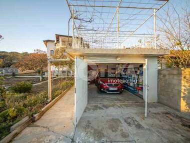 For sale - House in Vinica,  Varna