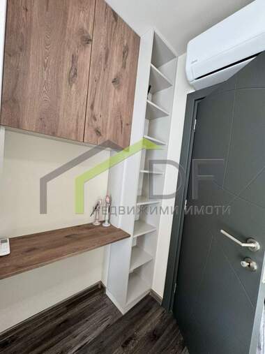Vânzare - Apartament în Izgrev,  Varna