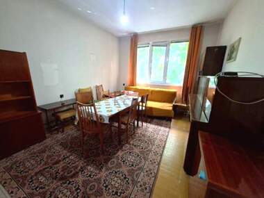 Verkauf - Etage von Haus in Borowez,  Targowishte