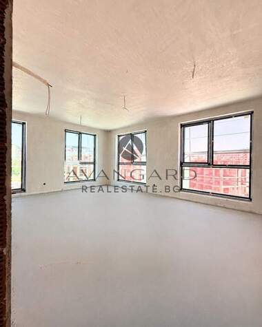 For sale - Apartment in Kiuchuk Parij,  Plovdiv