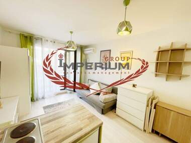 Închiriere - Apartament în Briz,  Varna