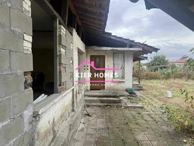 Vânzare - Casă în Părvomaî,  Plovdiv